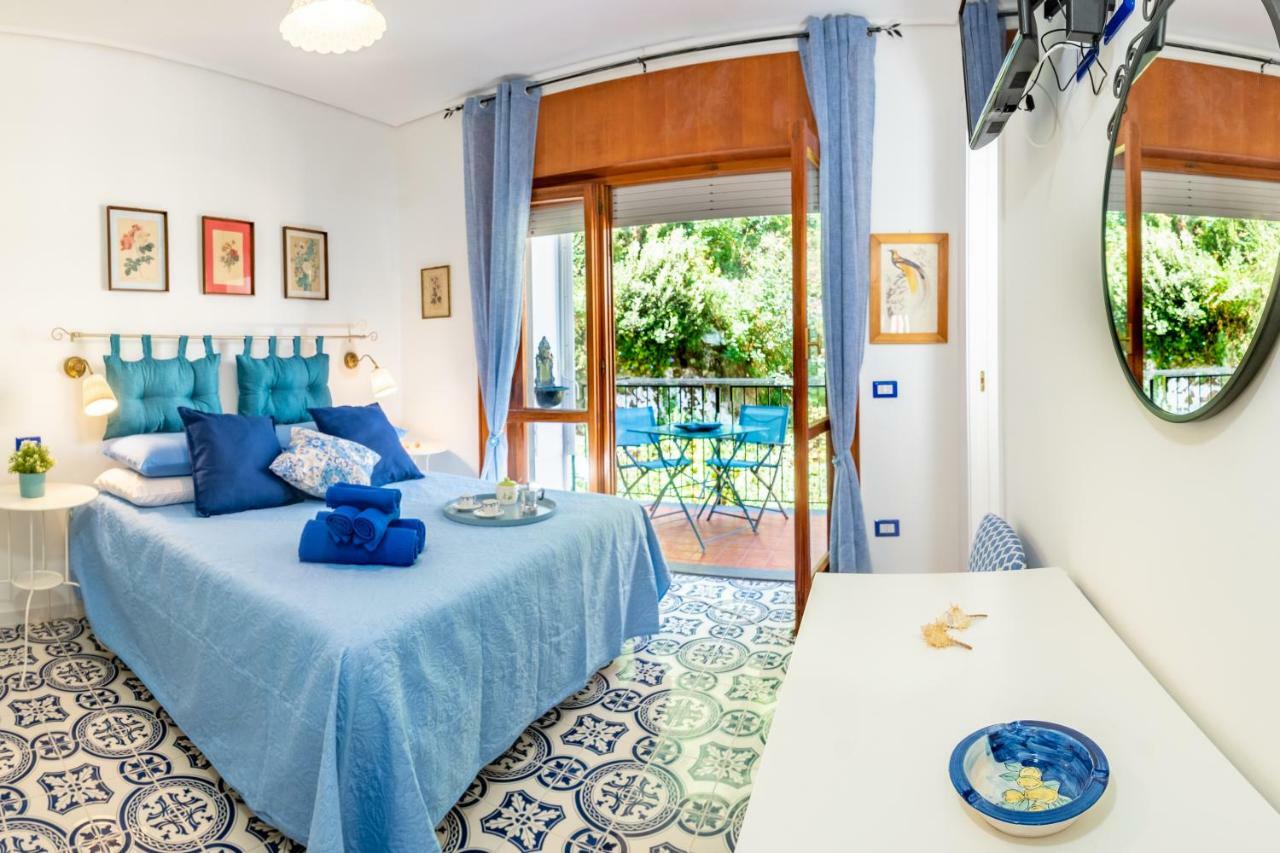 La Casetta Linda - New 2 Bedroom Apt In Sorrento With Seaview Terrace 外观 照片